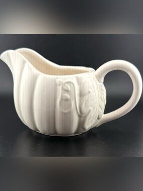 Avon Vintage Autumn Romance Pumpkin Gravy Boat. Circa 1990s. 24oz